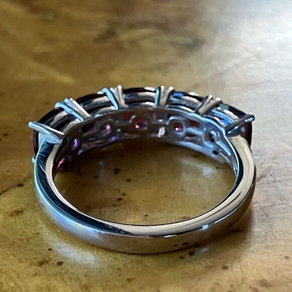 Natural Tanzanian Wine Garnet Sterling Silver Ring Size 7 - Picture 5 of 9